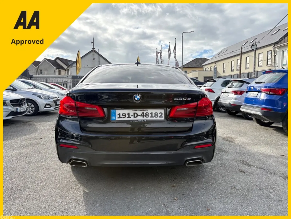BMW 5-Series Saloon, Petrol Plug-in Hybrid, 2019, Black