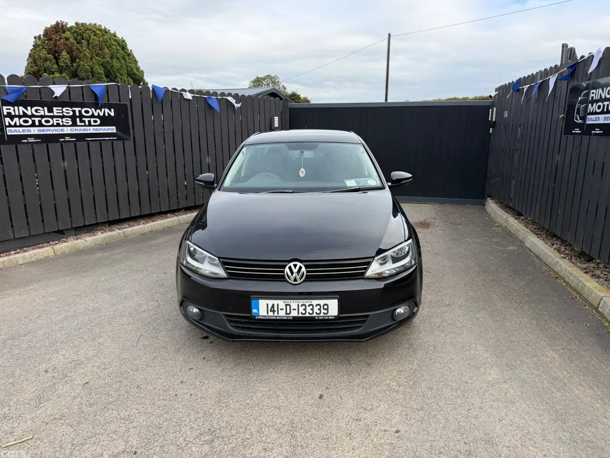 Volkswagen Jetta Saloon, Diesel, 2014, Black