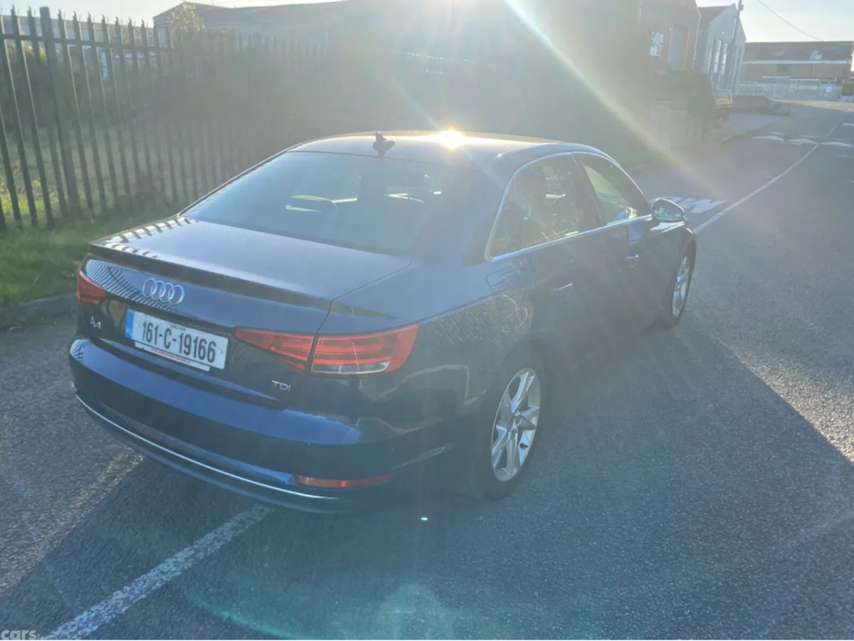 Audi A4 Saloon, Diesel, 2016, Blue