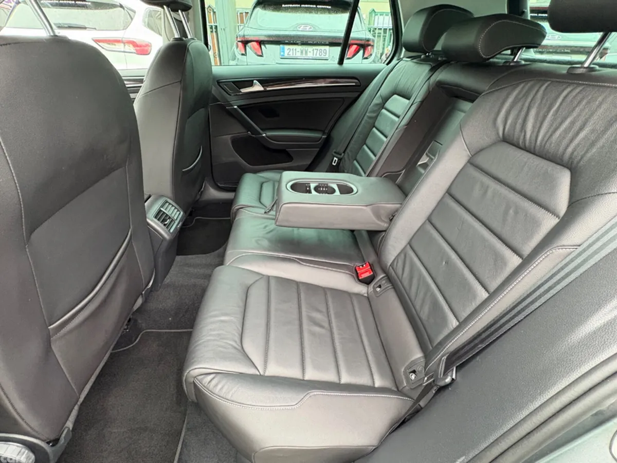 Volkswagen Golf Hatchback, Petrol, 2020, Grey