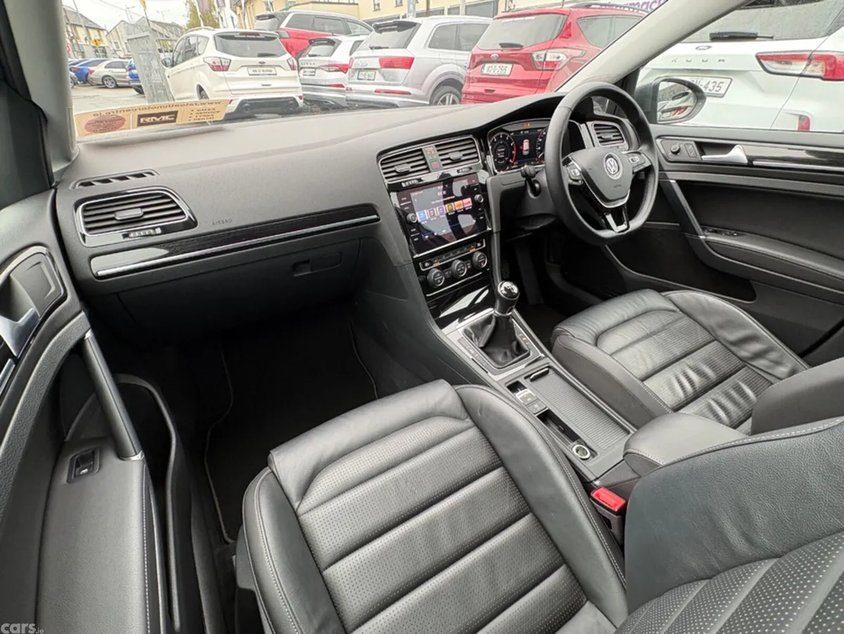 Volkswagen Golf Hatchback, Petrol, 2020, Grey