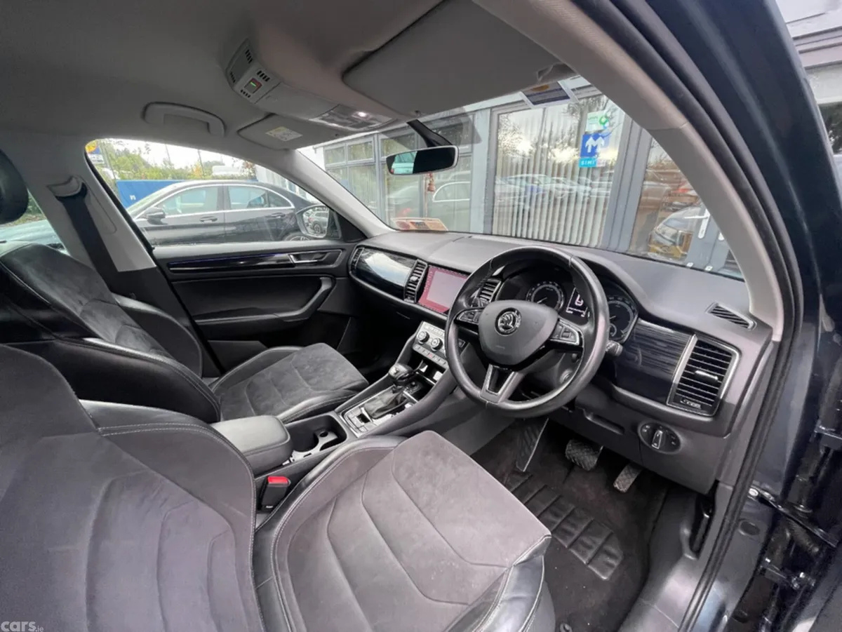 Skoda Kodiaq Estate, Diesel, 2017, Grey