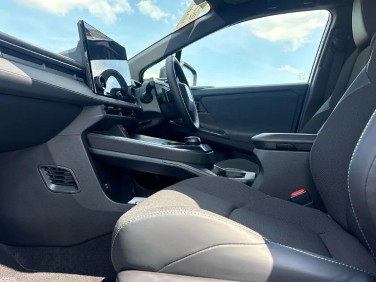 Toyota C-HR SUV, Electric, 2026, Grey