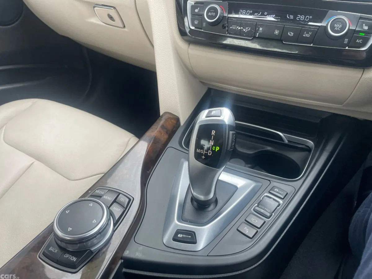 BMW 3-Series Saloon, Petrol Plug-in Hybrid, 2016, Silver