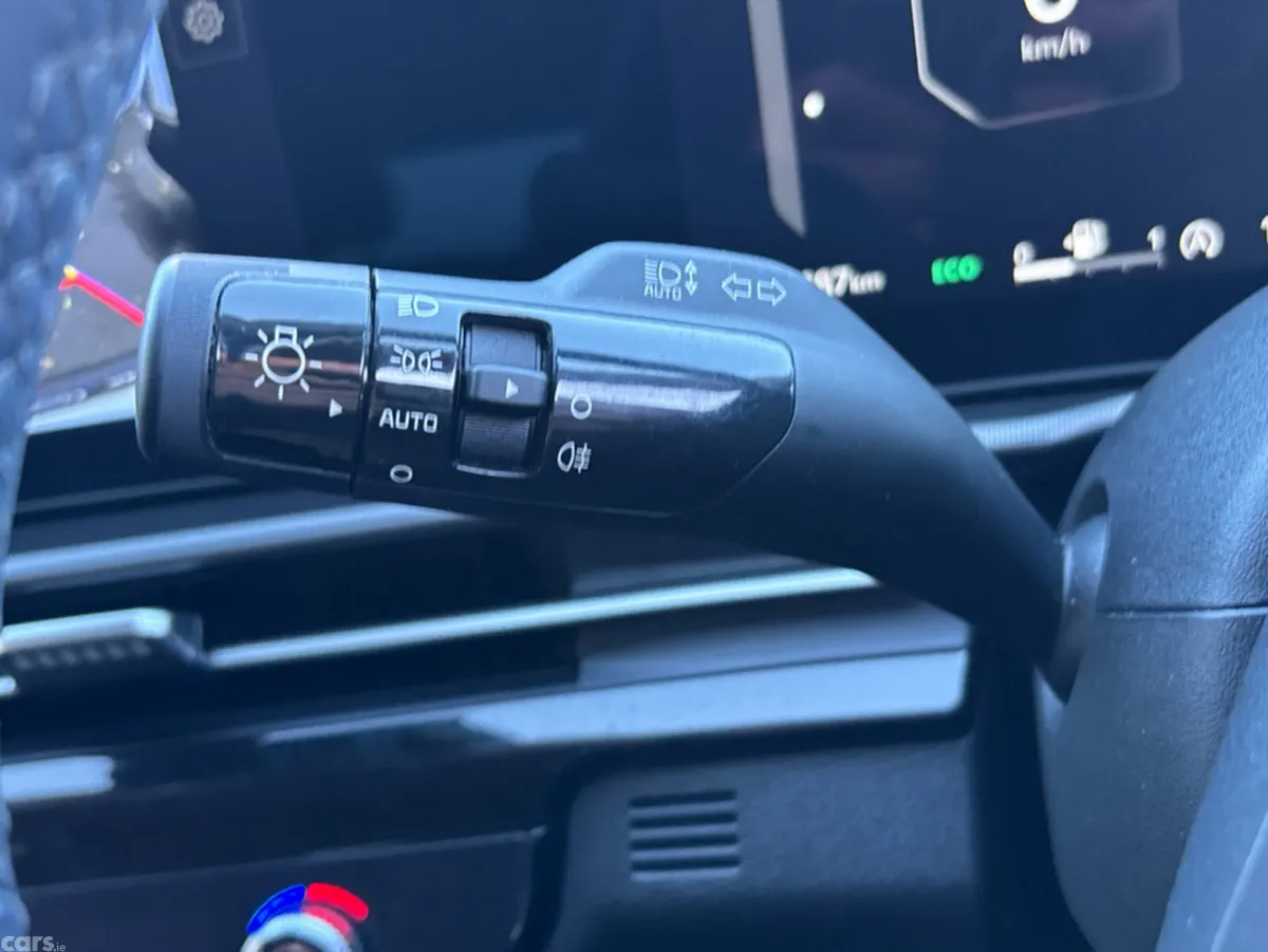 Kia Sportage MPV, Diesel Hybrid, 2026, Red