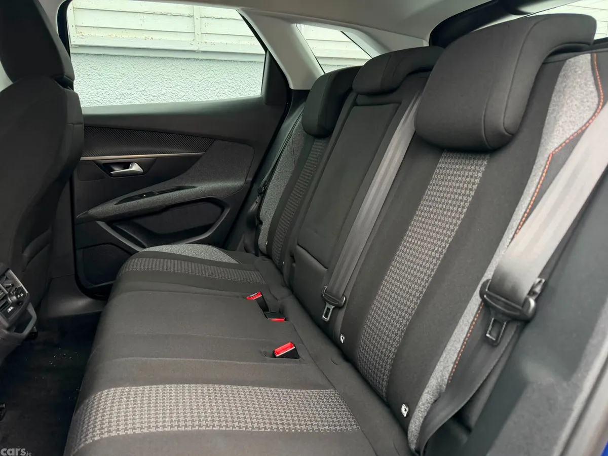 Peugeot 3008 SUV, Diesel, 2017, Blue