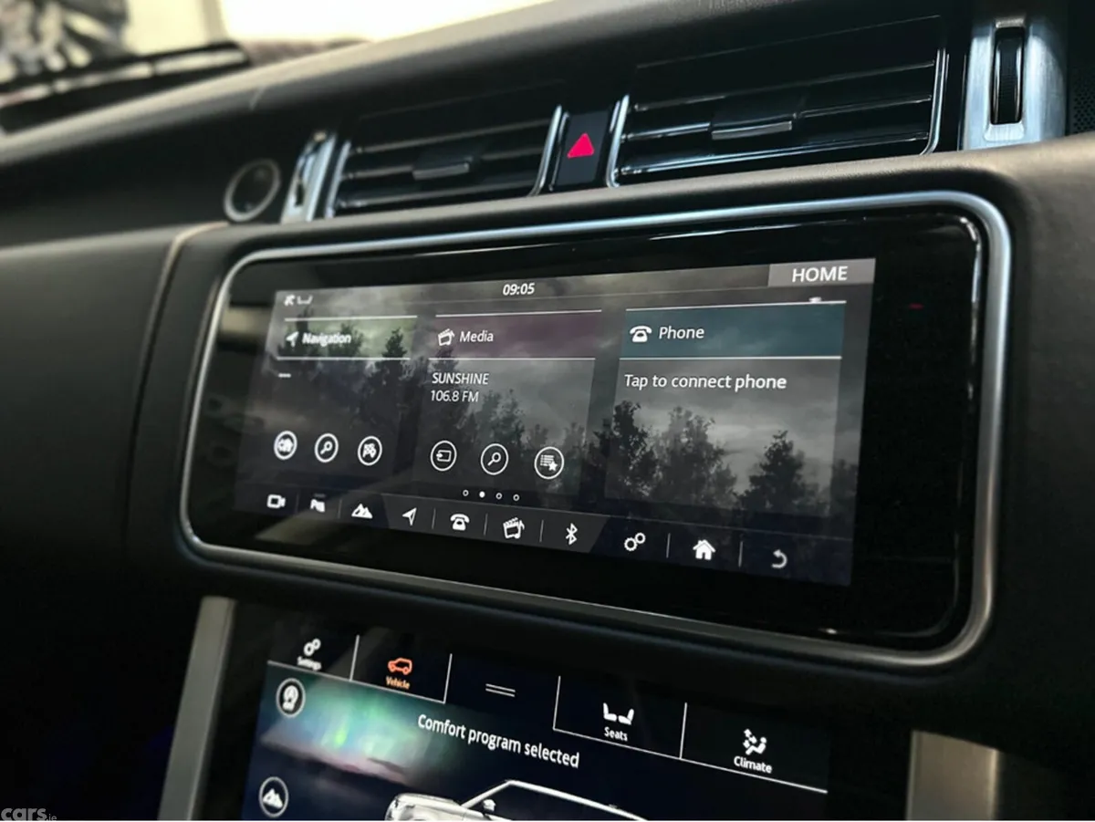 Land Rover Range Rover SUV, Petrol Plug-in Hybrid, 2020, Black