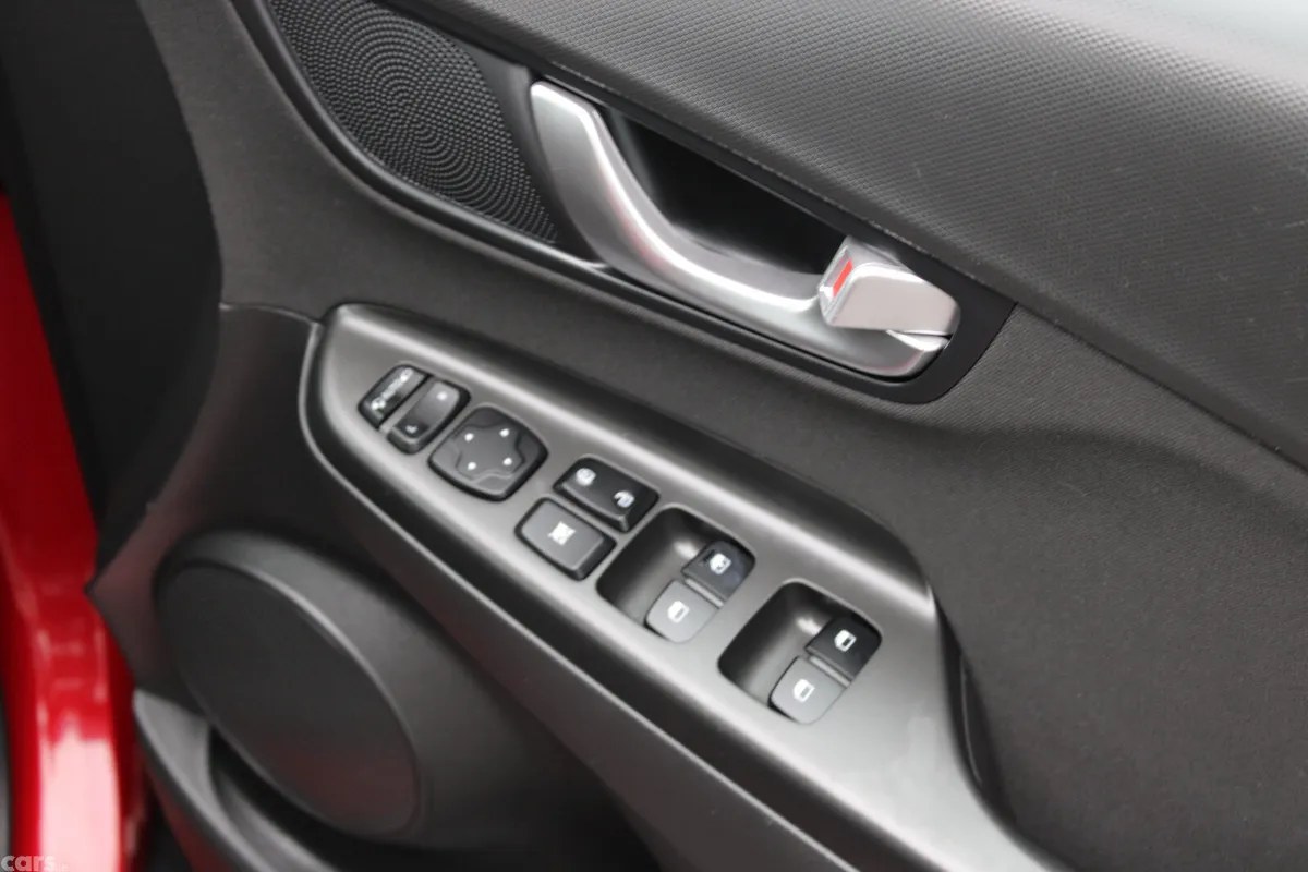 Hyundai KONA MPV, Diesel, 2021, Red