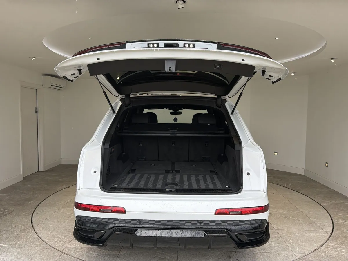 Audi Q7 SUV, Diesel Hybrid, 2021, White