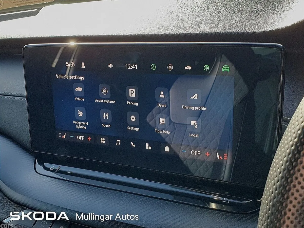 Skoda Octavia Saloon, Diesel, 2025, Blue