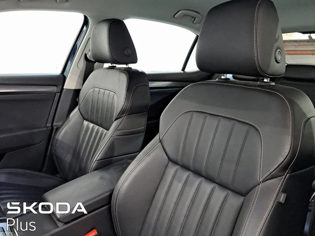 Skoda Superb Saloon, Diesel, 2023, Blue