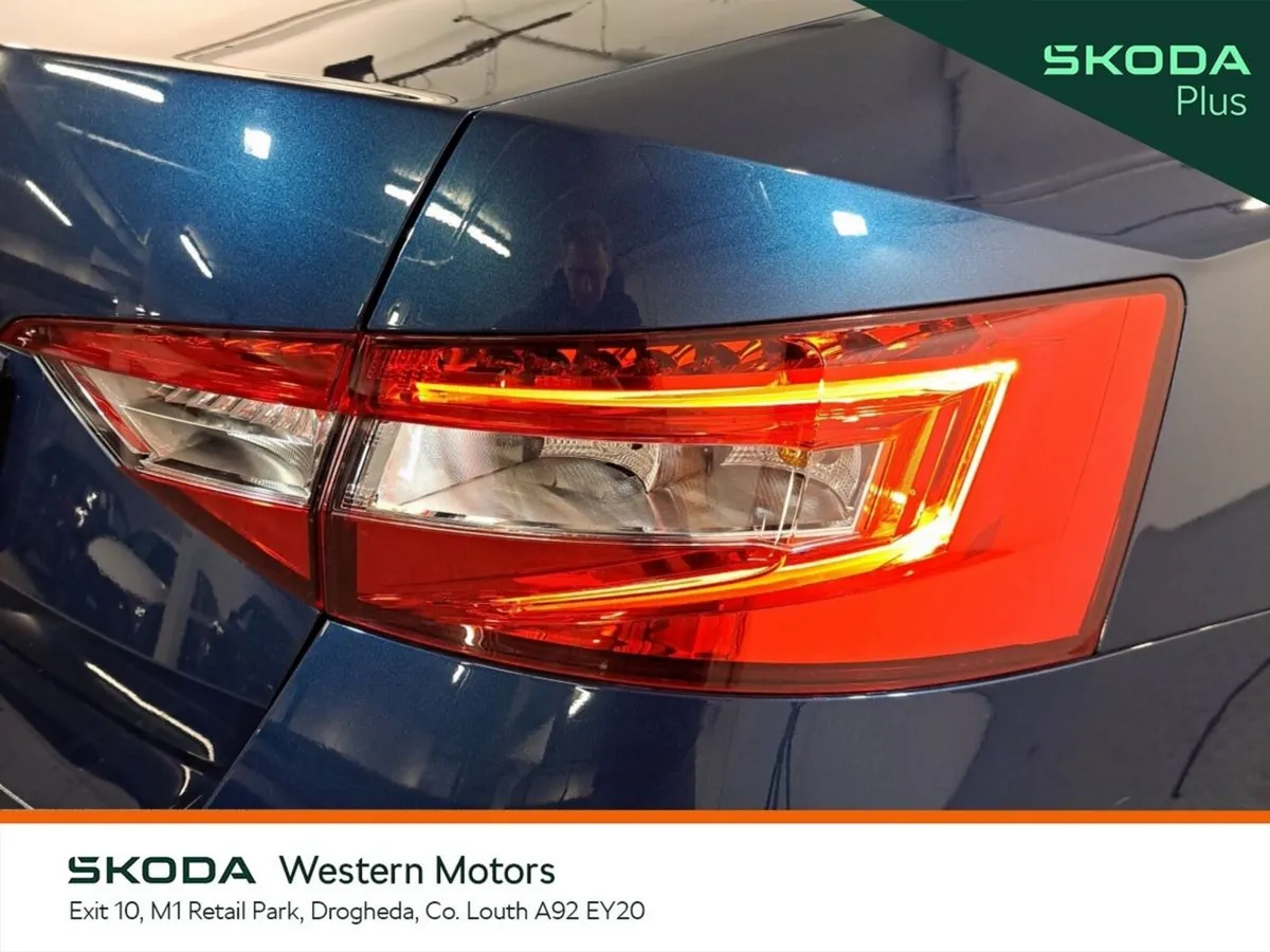 Skoda Superb Saloon, Diesel, 2023, Blue