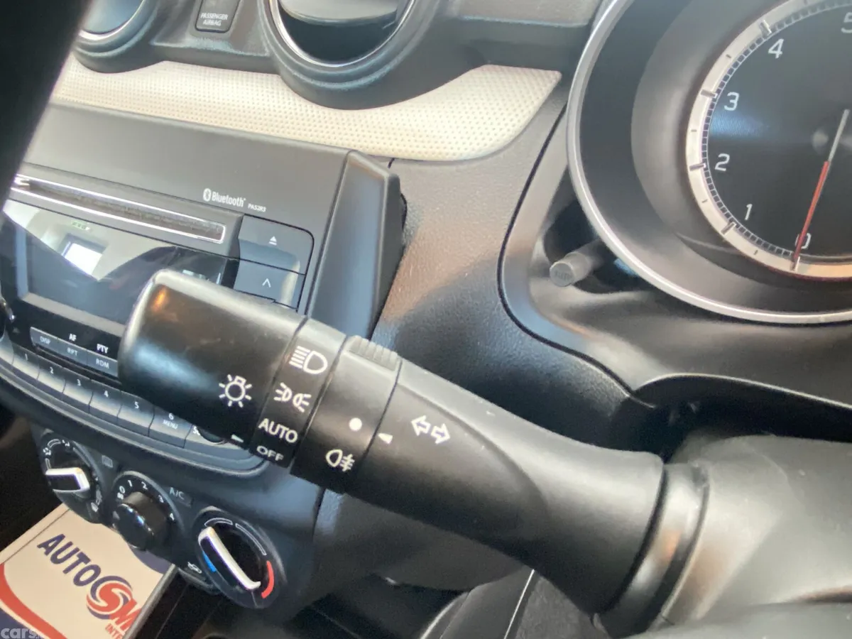 Suzuki Swift Hatchback, Petrol, 2018, Red
