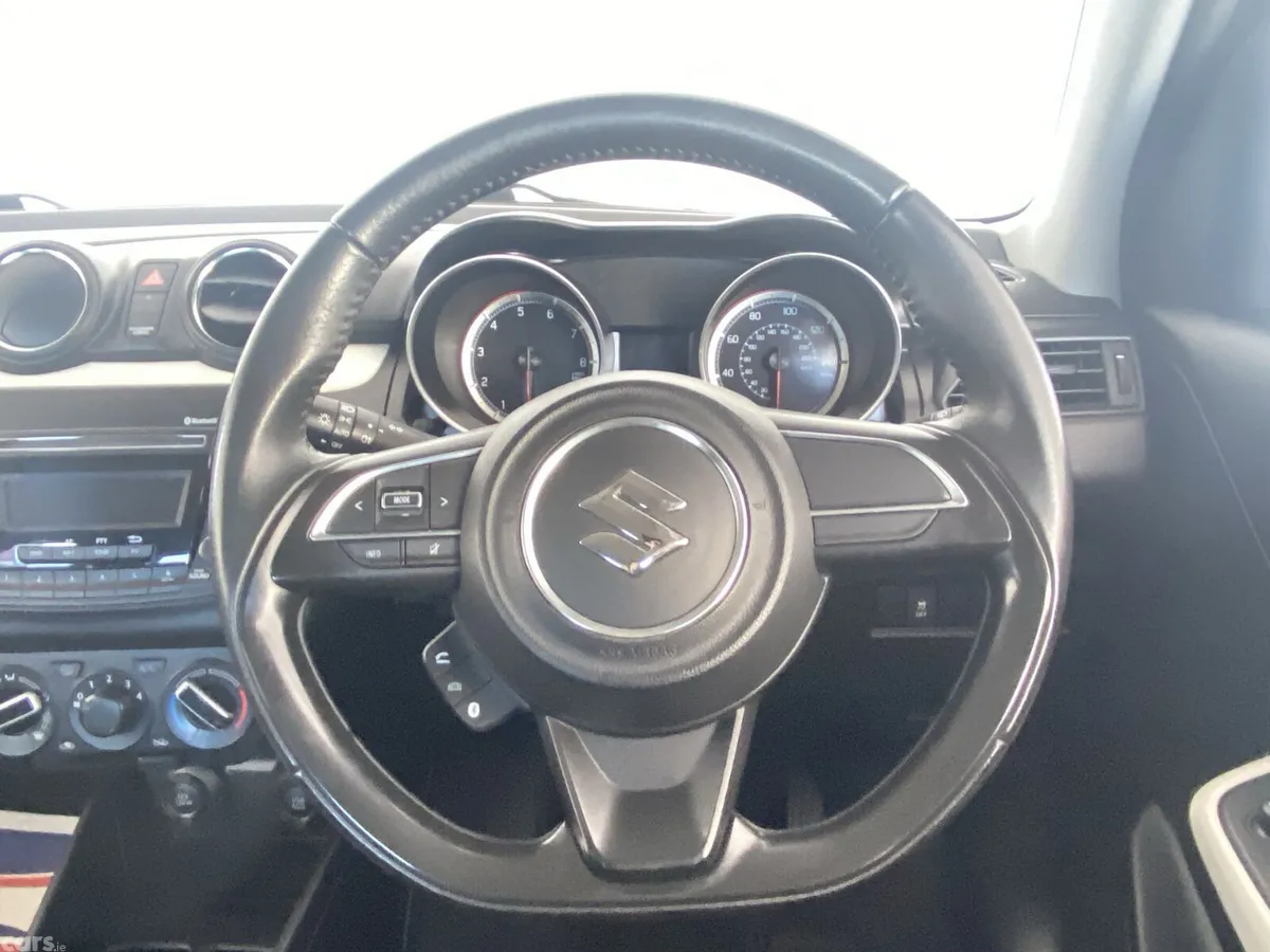 Suzuki Swift Hatchback, Petrol, 2018, Red
