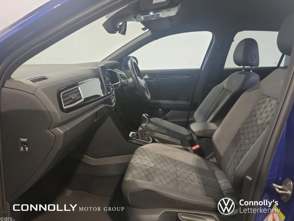 Volkswagen T-Roc SUV, Petrol, 2024, Blue