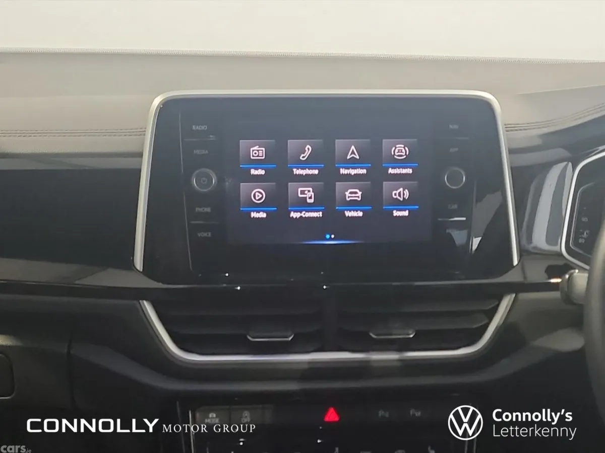 Volkswagen T-Roc SUV, Petrol, 2024, Blue