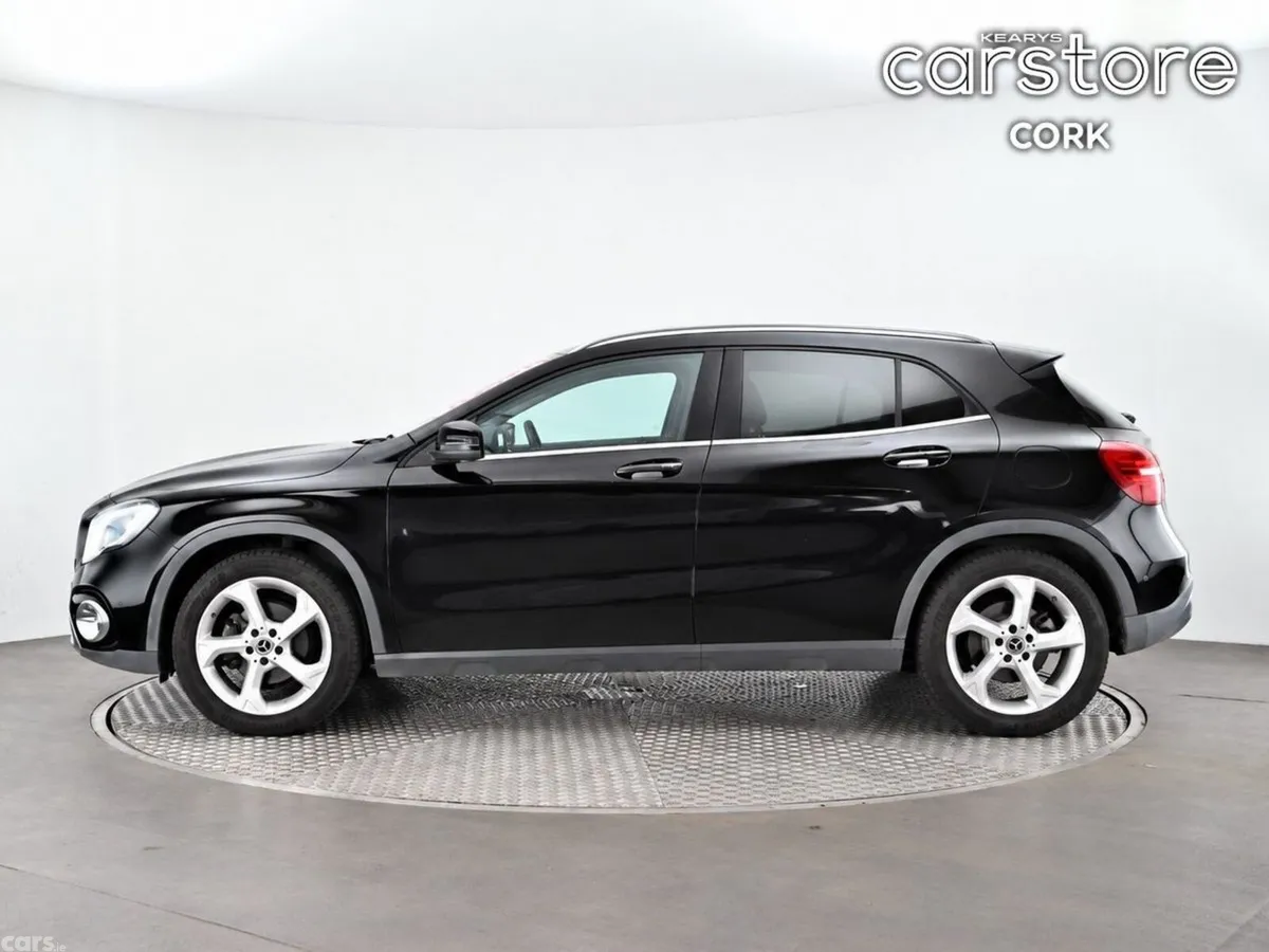 Mercedes-Benz GLA SUV, Petrol, 2017, Black
