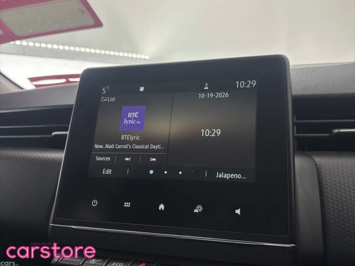 Renault Clio Hatchback, Petrol, 2023, Red