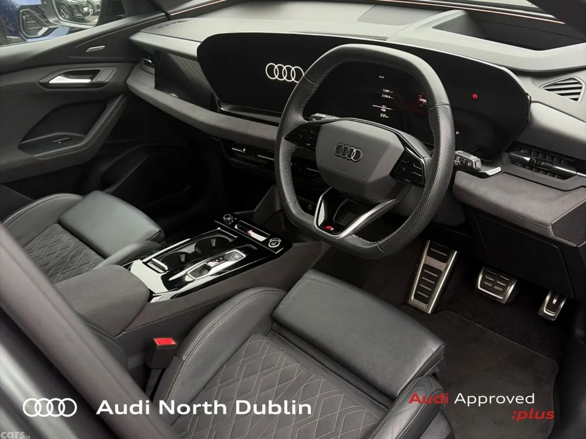 Audi Q6 e-tron SUV, Electric, 2024, Grey