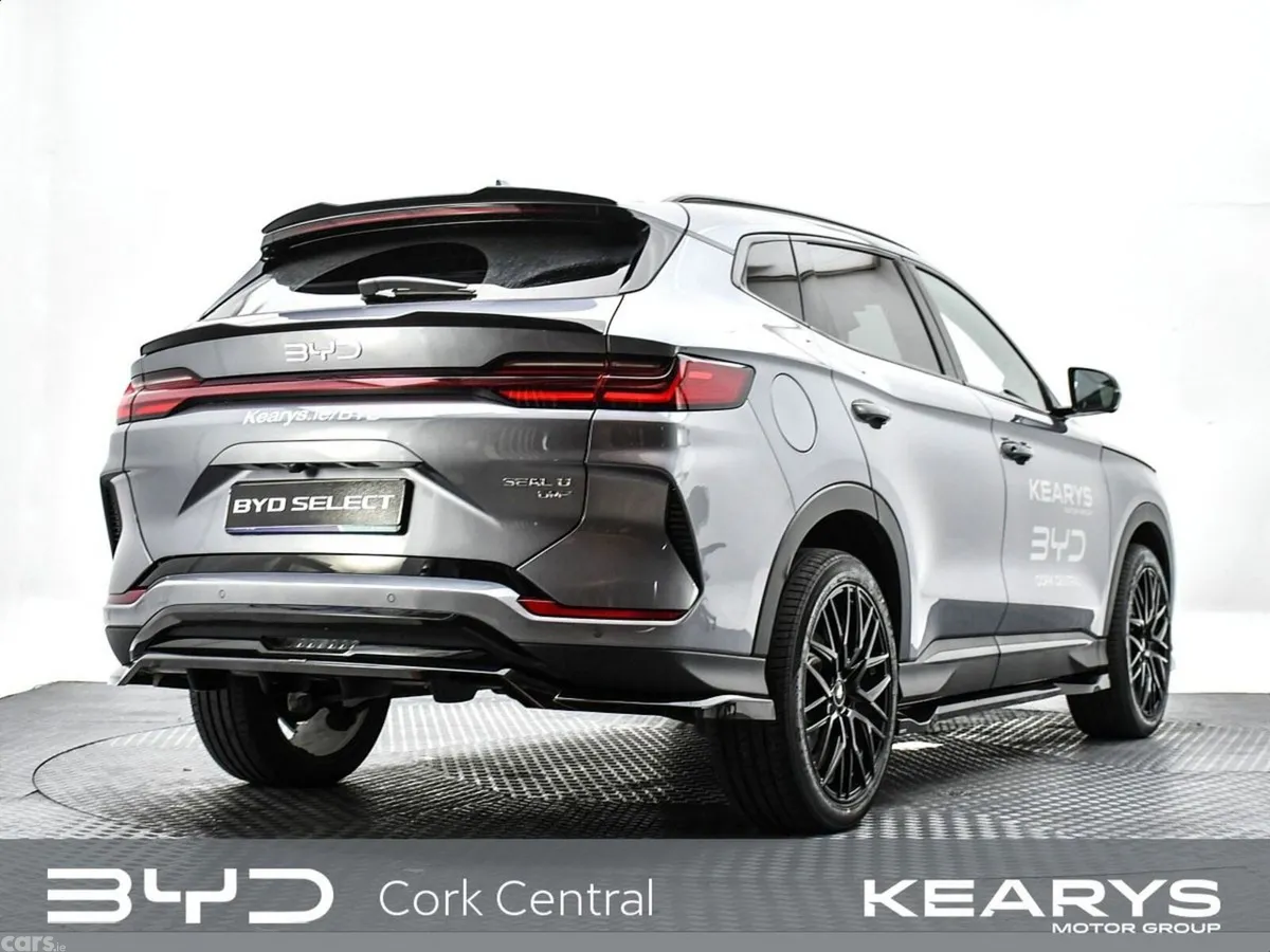 BYD SEAL U SUV, Petrol Plug-in Hybrid, 2026, Grey
