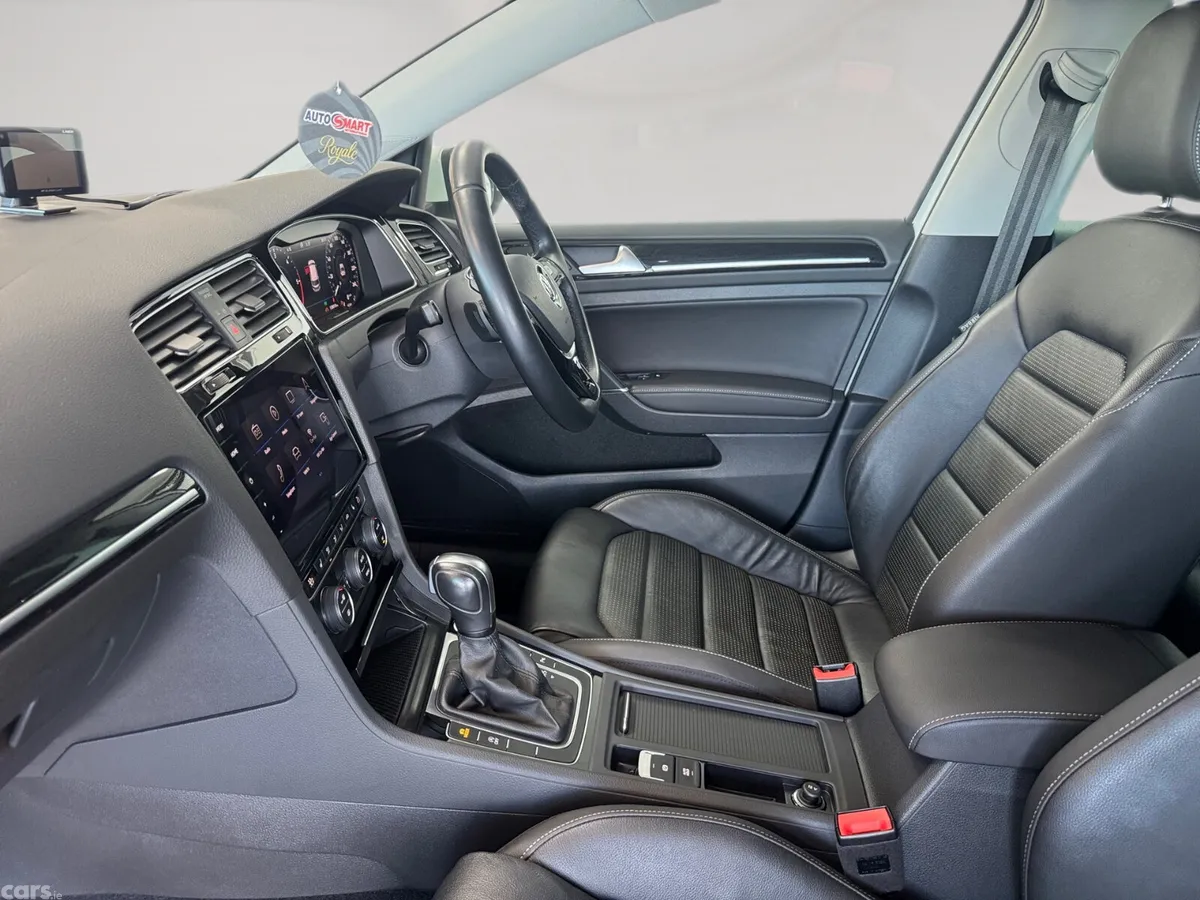 Volkswagen Golf Hatchback, Diesel, 2020, White