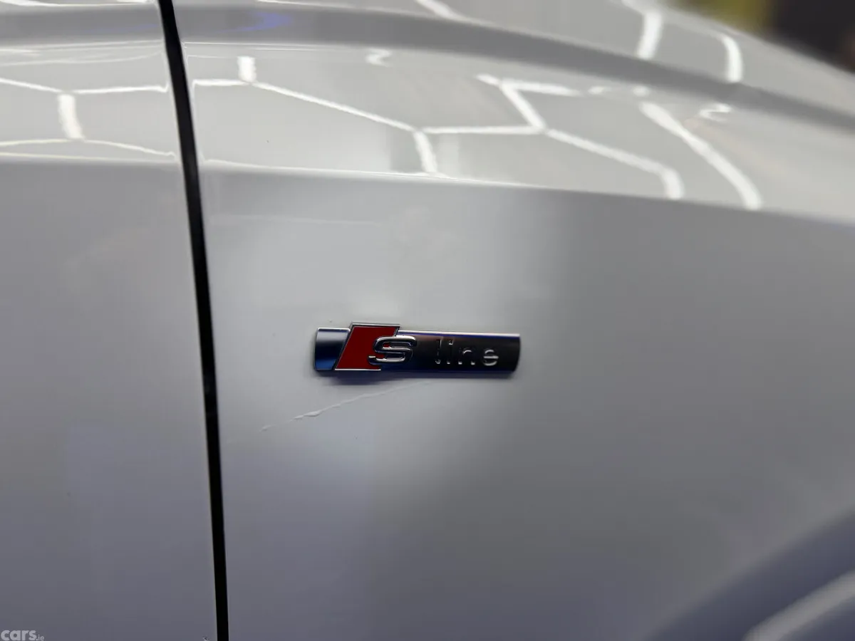 Audi Q3 SUV, Petrol Hybrid, 2023, White