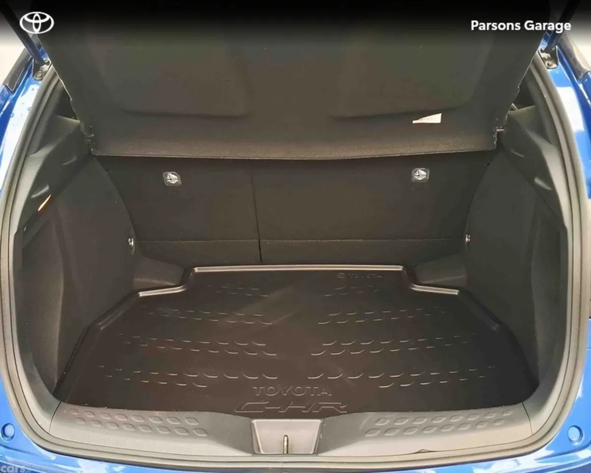 Toyota C-HR SUV, Petrol Hybrid, 2021, Blue