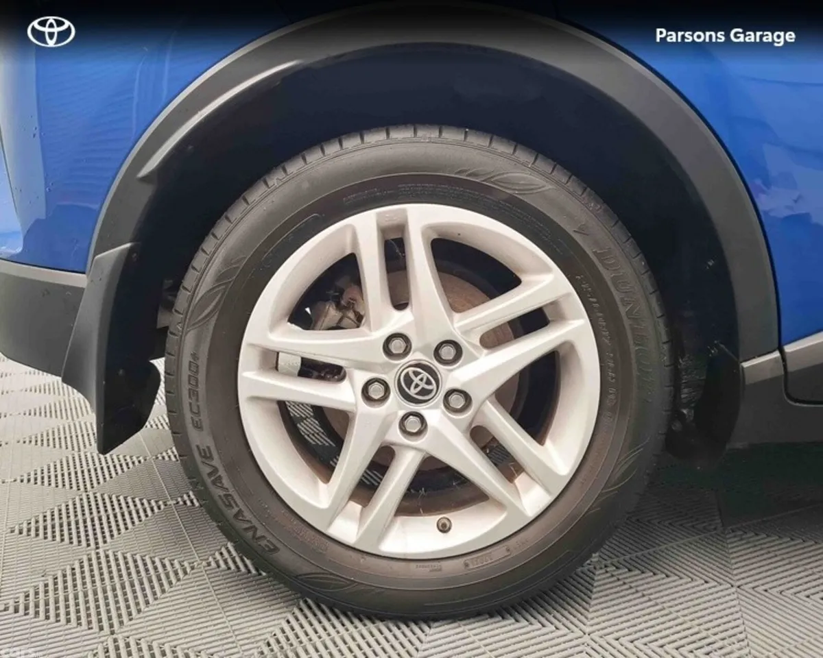 Toyota C-HR SUV, Petrol Hybrid, 2021, Blue