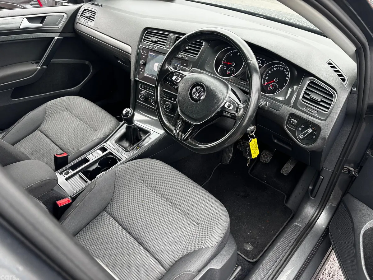Volkswagen Golf Estate, Diesel, 2017, Grey