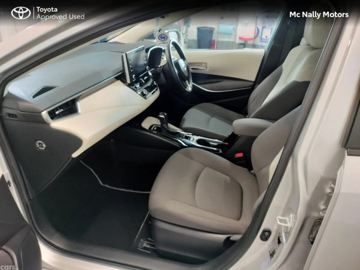 Toyota Corolla Saloon, Petrol Hybrid, 2022, Grey