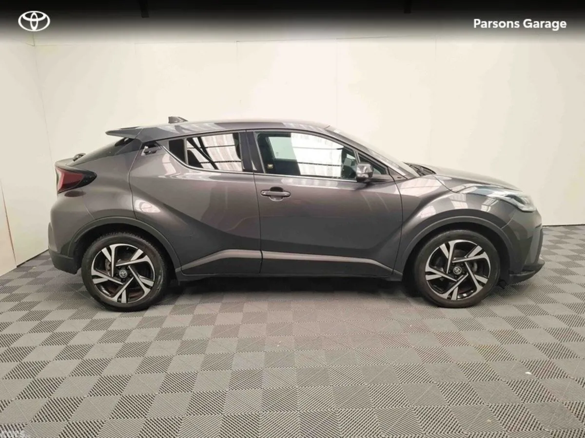 Toyota C-HR SUV, Petrol Hybrid, 2023, Grey