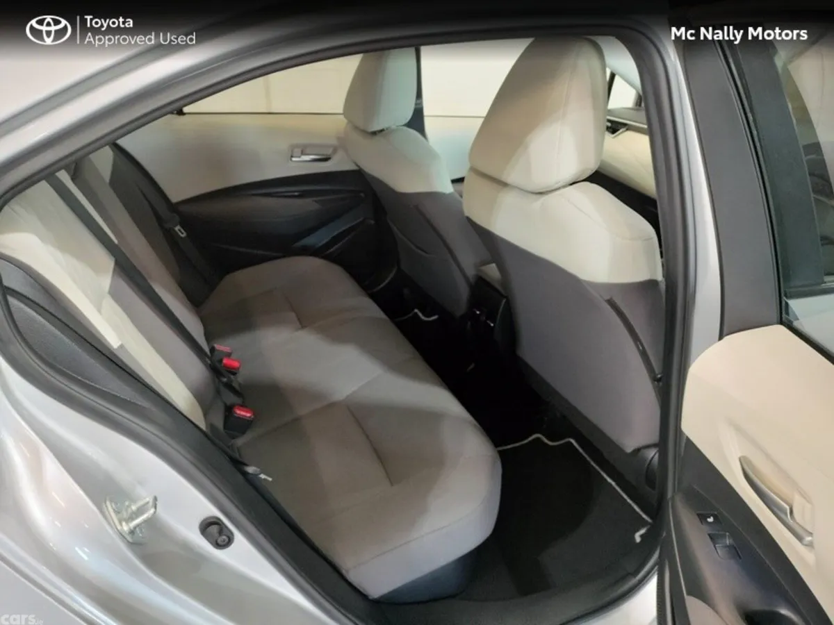 Toyota Corolla Saloon, Petrol Hybrid, 2022, Grey