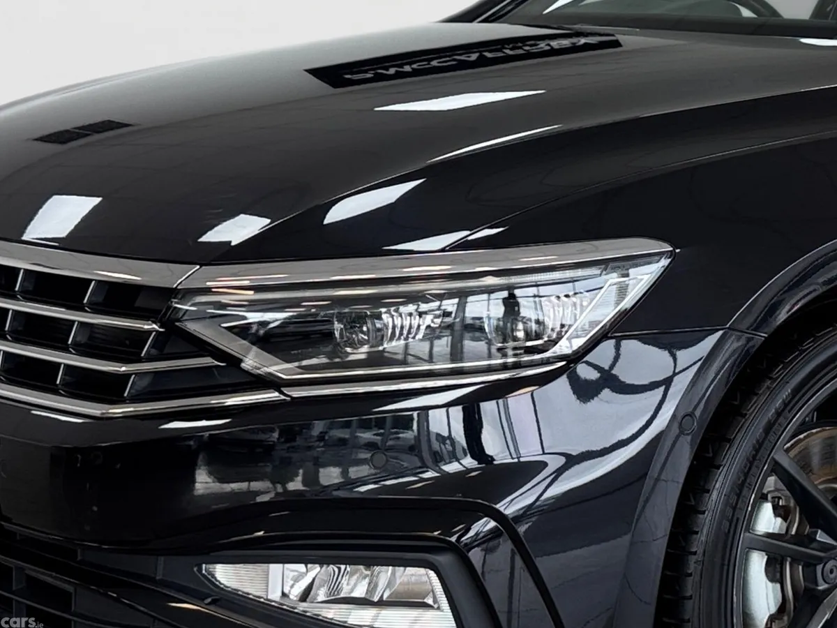 Volkswagen Passat Estate, Diesel, 2021, Black