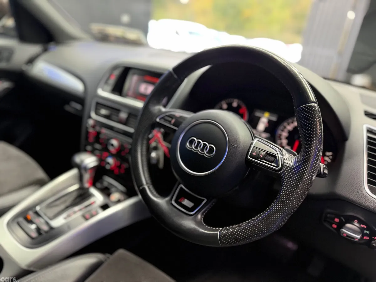 Audi Q5 SUV, Diesel, 2013, Brown