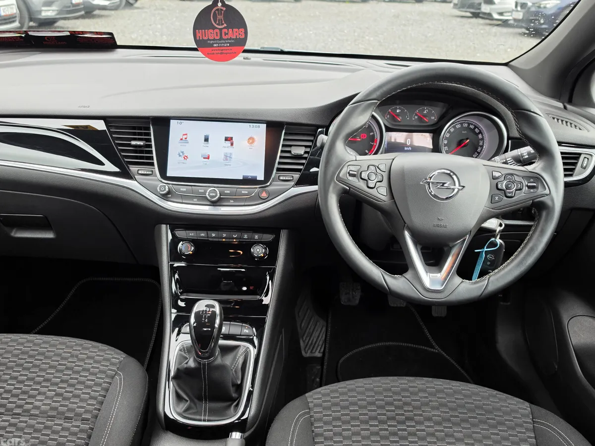 Opel Astra Hatchback, Petrol, 2016, Silver