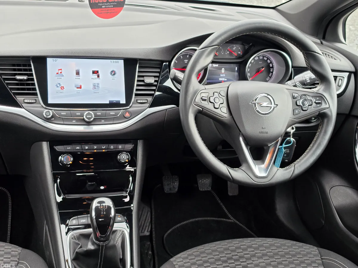 Opel Astra Hatchback, Petrol, 2016, Silver