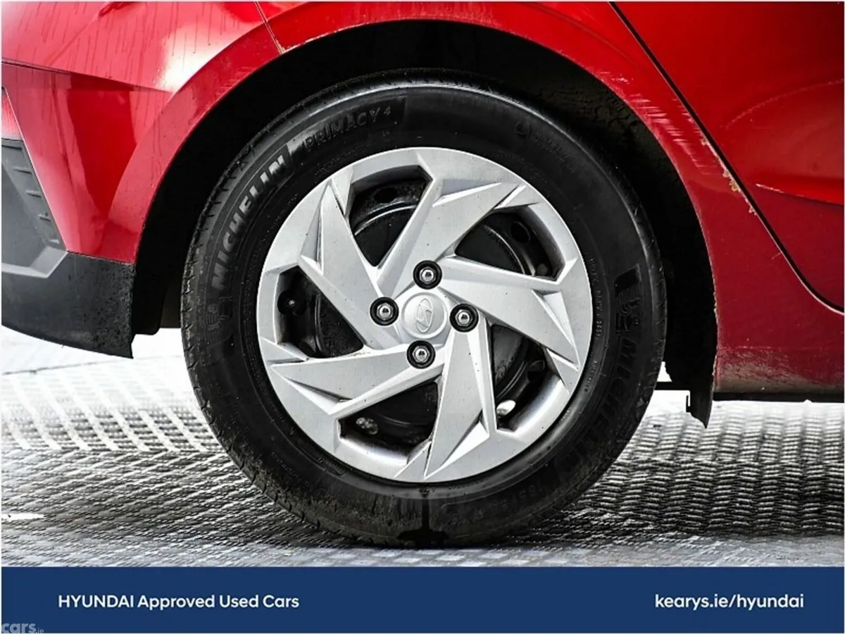Hyundai i20 Hatchback, Petrol, 2025, Red