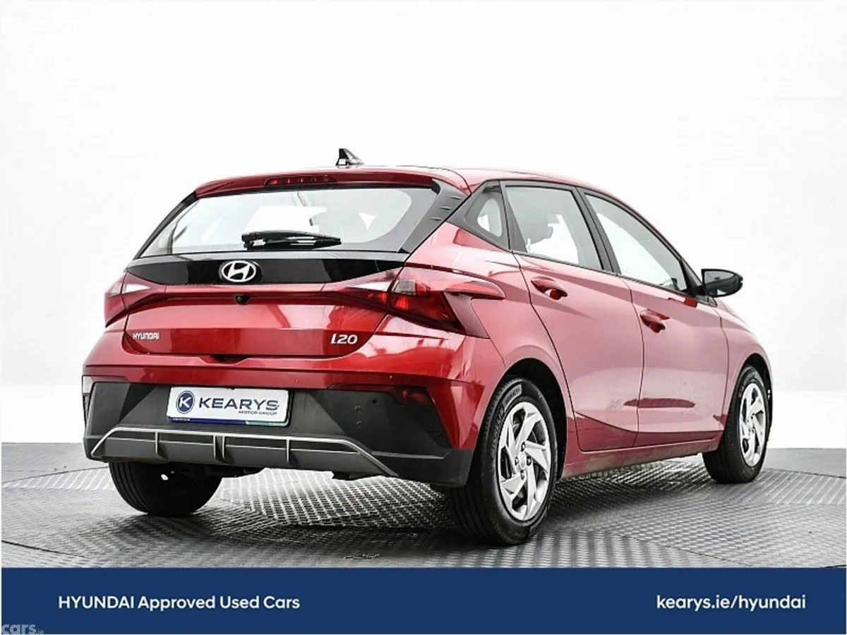 Hyundai i20 Hatchback, Petrol, 2025, Red