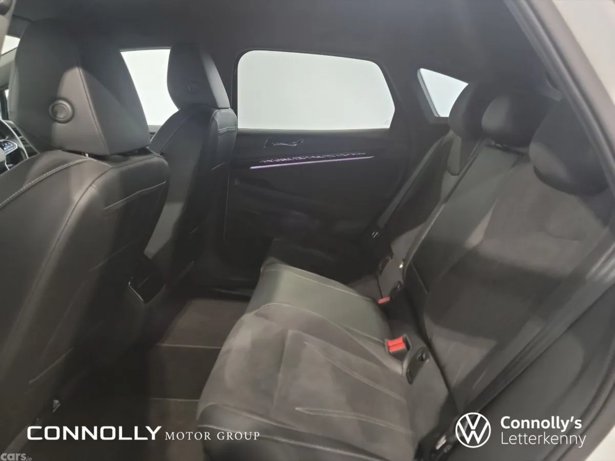 Volkswagen ID.7 Hatchback, Electric, 2024, White