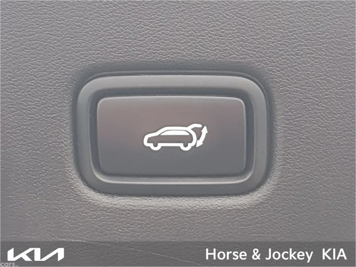 Kia EV6 MPV, Electric, 2023, Grey
