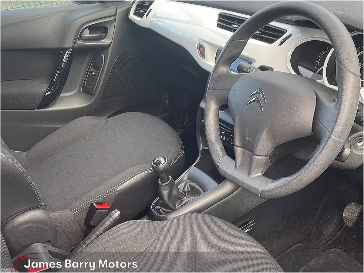 Citroen C3 Hatchback, Petrol, 2017, Blue