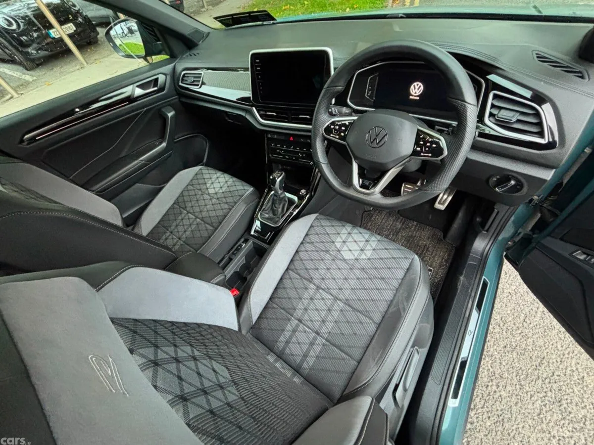 Volkswagen T-Roc SUV, Diesel, 2023, Grey