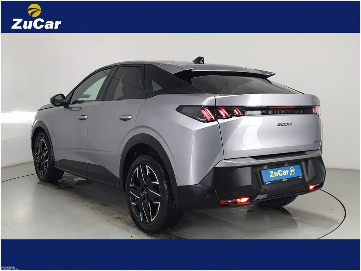 Peugeot 3008 MPV, Petrol, 2025, Grey