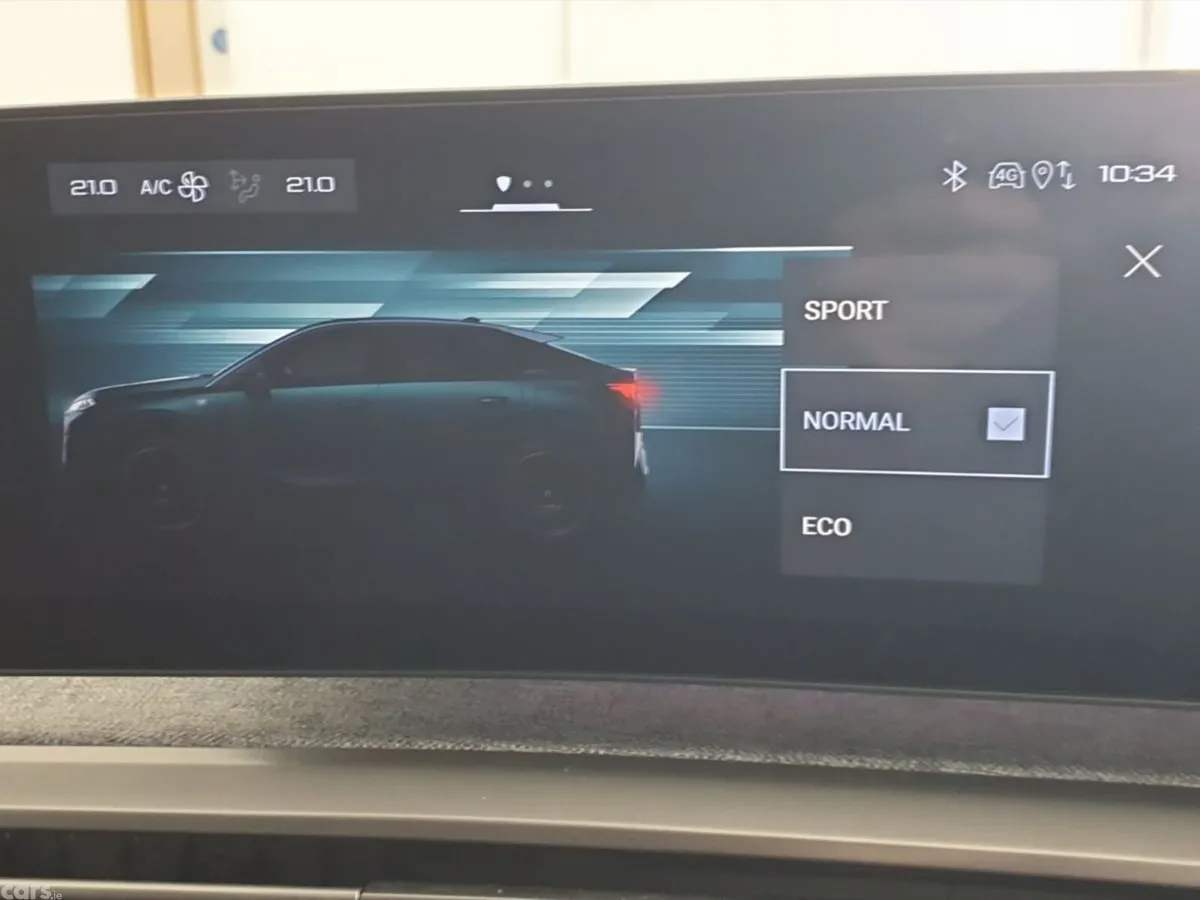 Peugeot 3008 MPV, Petrol, 2025, Grey