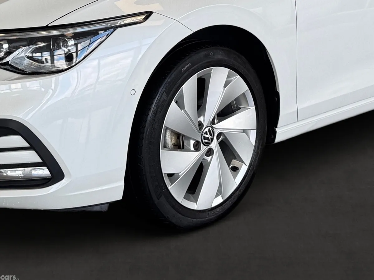 Volkswagen Golf Hatchback, Diesel, 2022, White