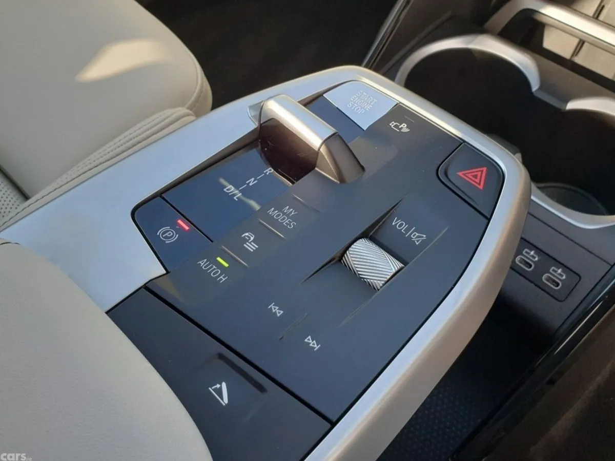 BMW X1 SUV, Petrol Plug-in Hybrid, 2026, Silver