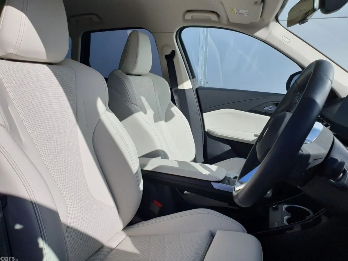 BMW X1 SUV, Petrol Plug-in Hybrid, 2026, Silver