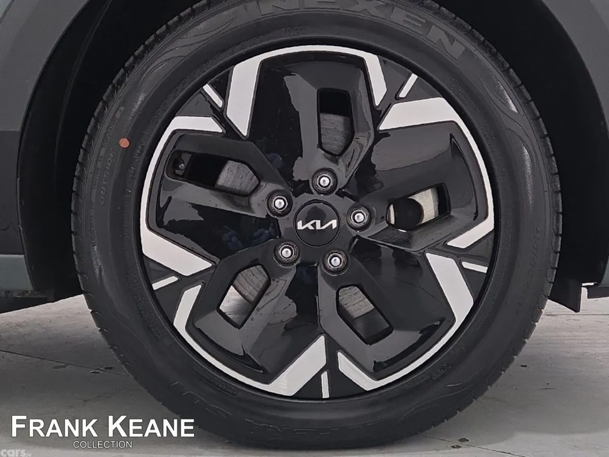 Kia Niro SUV, Electric, 2024, Green