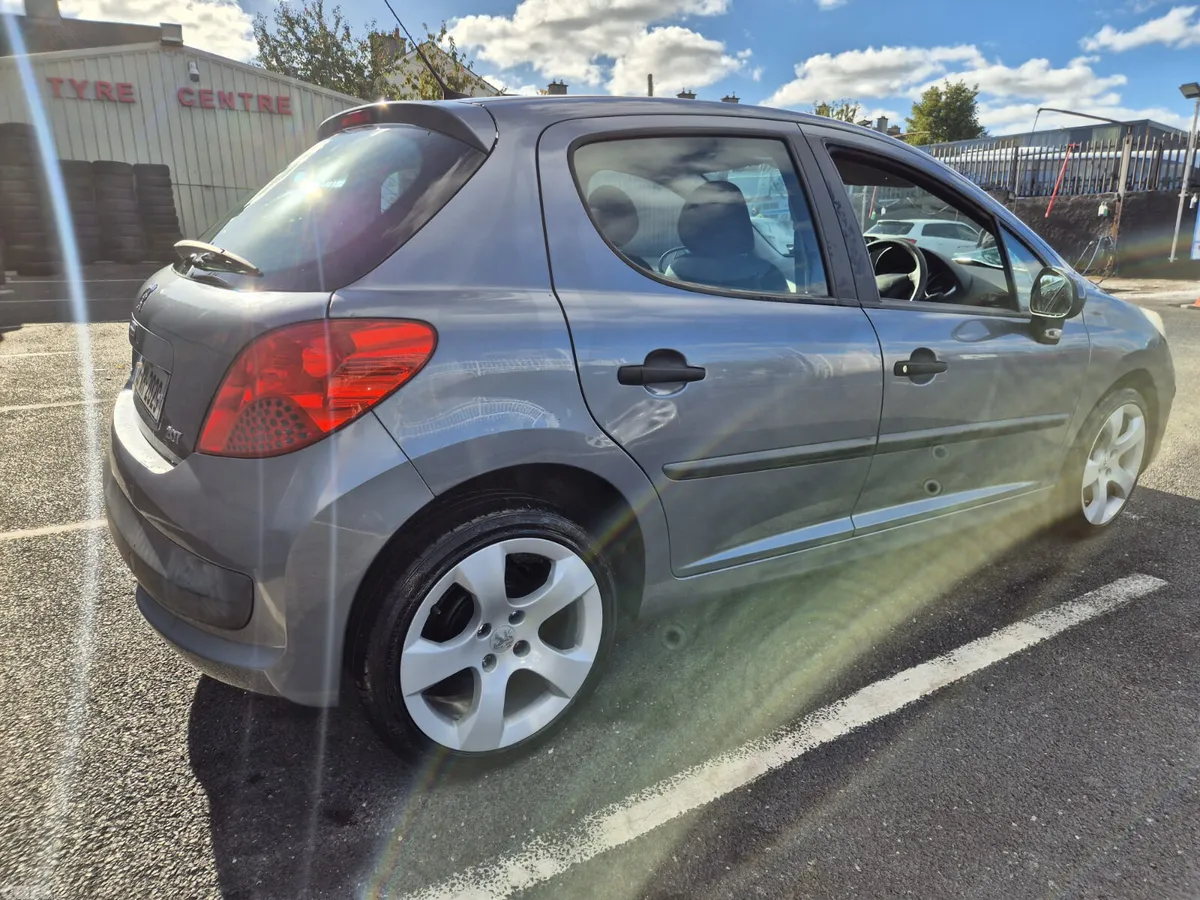 Peugeot 207 Hatchback, Petrol, 2008, Grey