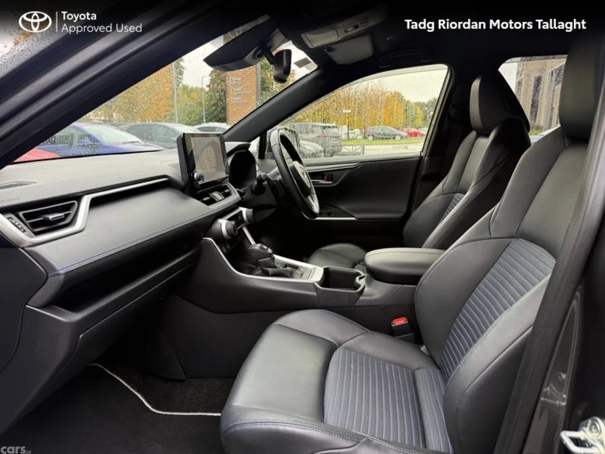 Toyota RAV4 SUV, Petrol Hybrid, 2023, Grey